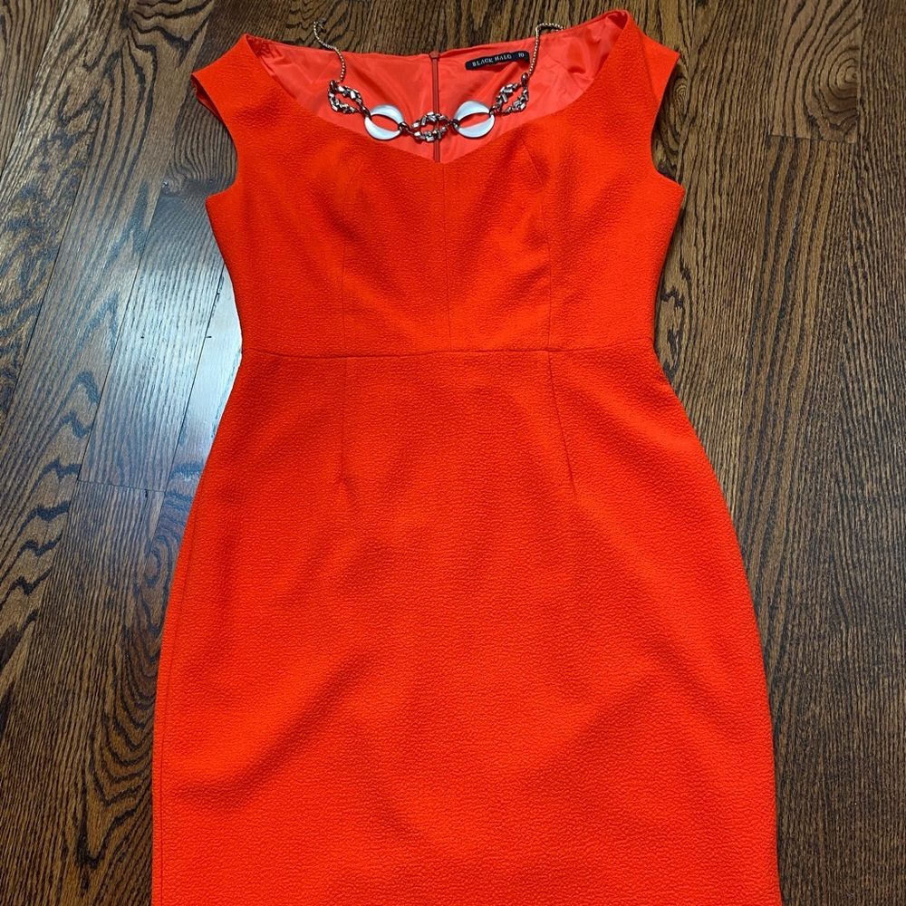Black Halo gorgeous orange fitted dress